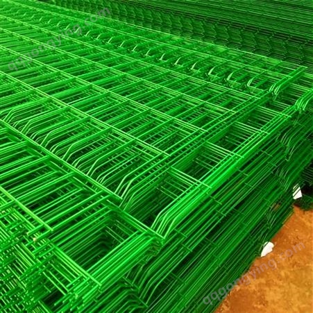 高速公路框架防护网 圈地养殖框架护栏网 双边丝浸塑铁丝护栏网