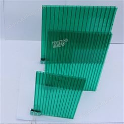 佛山阳光板厂直销PC阳光板    隔热保温透光板材 雨棚板 温室大棚板