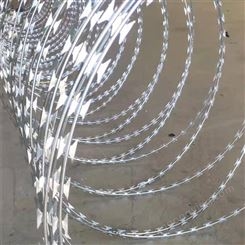 镀锌金属刀刺网 直径900高锌刺丝滚笼 大工程边境防护网