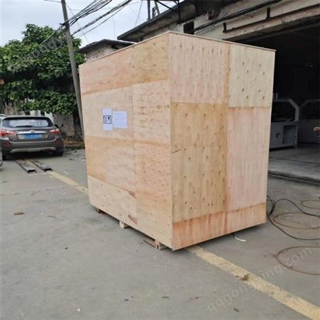 中山包装木箱 重型设备木箱  钢扣木箱定制   铂纳包装