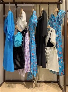 瞳日22年时尚品牌春夏款实体直播货源采用‬面料桑蚕丝印花连衣裙