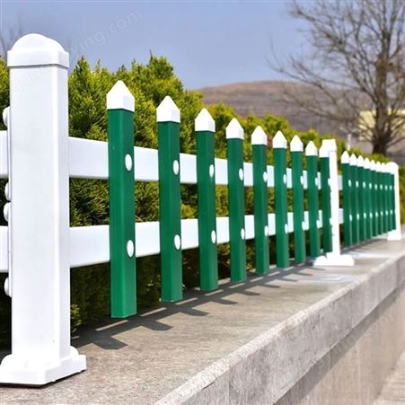 pvc草坪护栏 绿化白色栅栏 园艺塑钢护栏 花坛围栏厂家