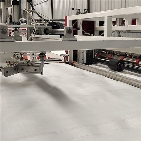 齐鲁生产全自动集装袋切布机 布料分切设备 机械性能稳定