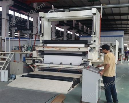 框架式分切机济南成东机械-ZWJ系列复卷分切机适用于大直径的原纸纵切等-纸加工行业的分切分卷