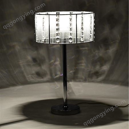 溢美现代拉丝银色圆形灯罩水晶台灯高品质室内装饰台灯