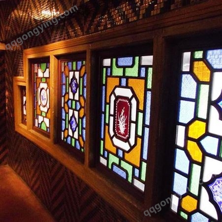 森雕定做实木岭南西关满洲窗 佛山 中式复古彩色玻璃花格门窗
