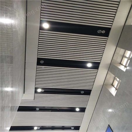 屋顶用彩涂铝板现货 北京新铝涂厂家铝单板 彩涂铝板定制