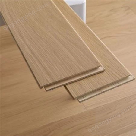 新三层实木地板多层实木复合地板防水耐磨地板
